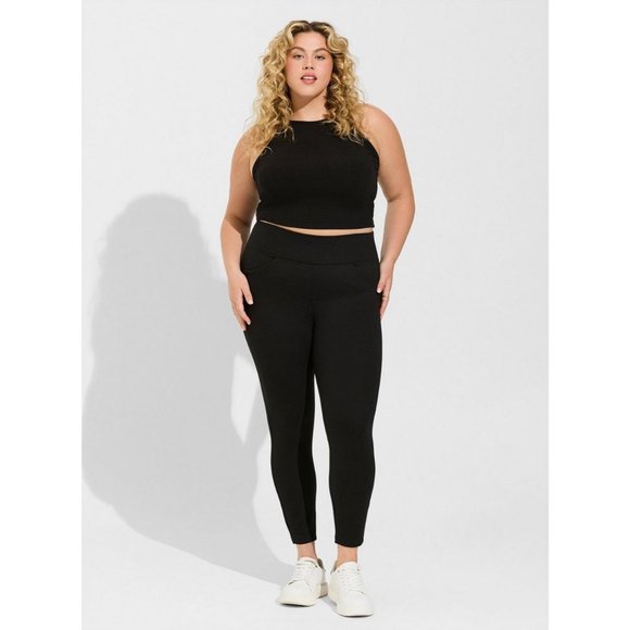 Torrid Womens 2X Black Pocket Pixie Skinny Studio Luxe Ponte High-Rise Pants NWT - Picture 1 of 11